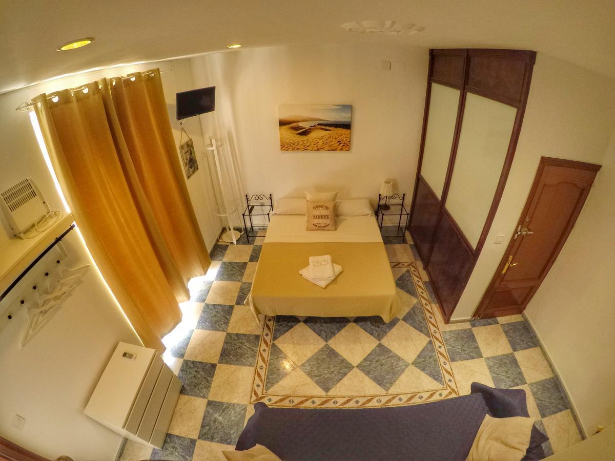 Inn Spanish Galleon Cadiz